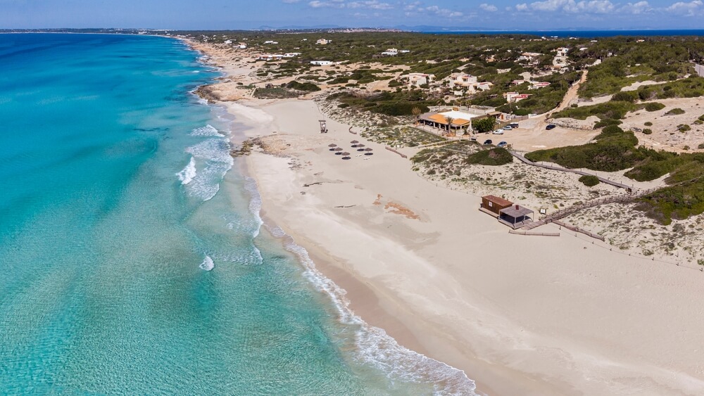 Es Arenals Formentera spiaggia e cespugli